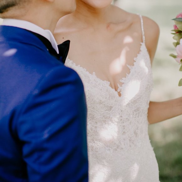 Enzoani Mercedes Wedding Dress Size 2 in PERFECT condition - Picture 3 of 7